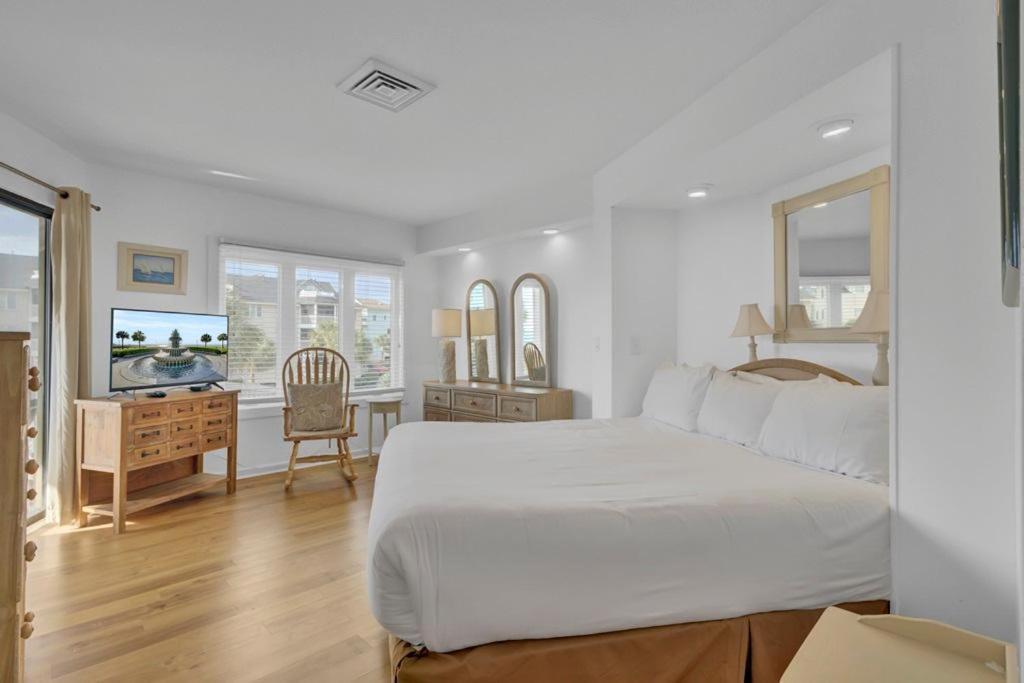 Holiday home Port O'call A204 By Wild Dunes, Ocean View