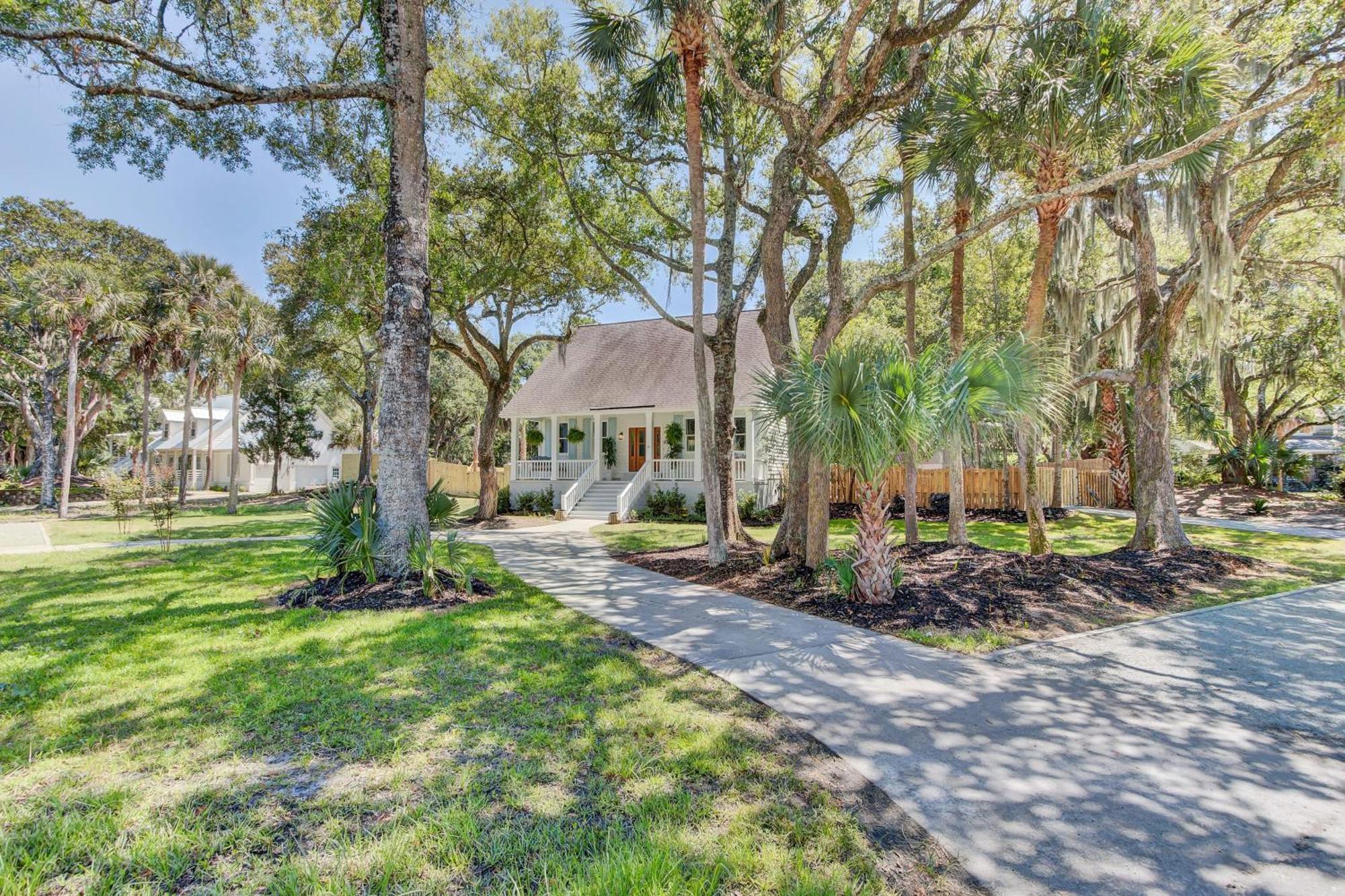 Holiday home Southern Oasis By Avantstay 0.5mi Walk To The Pool Patio Large Yard *