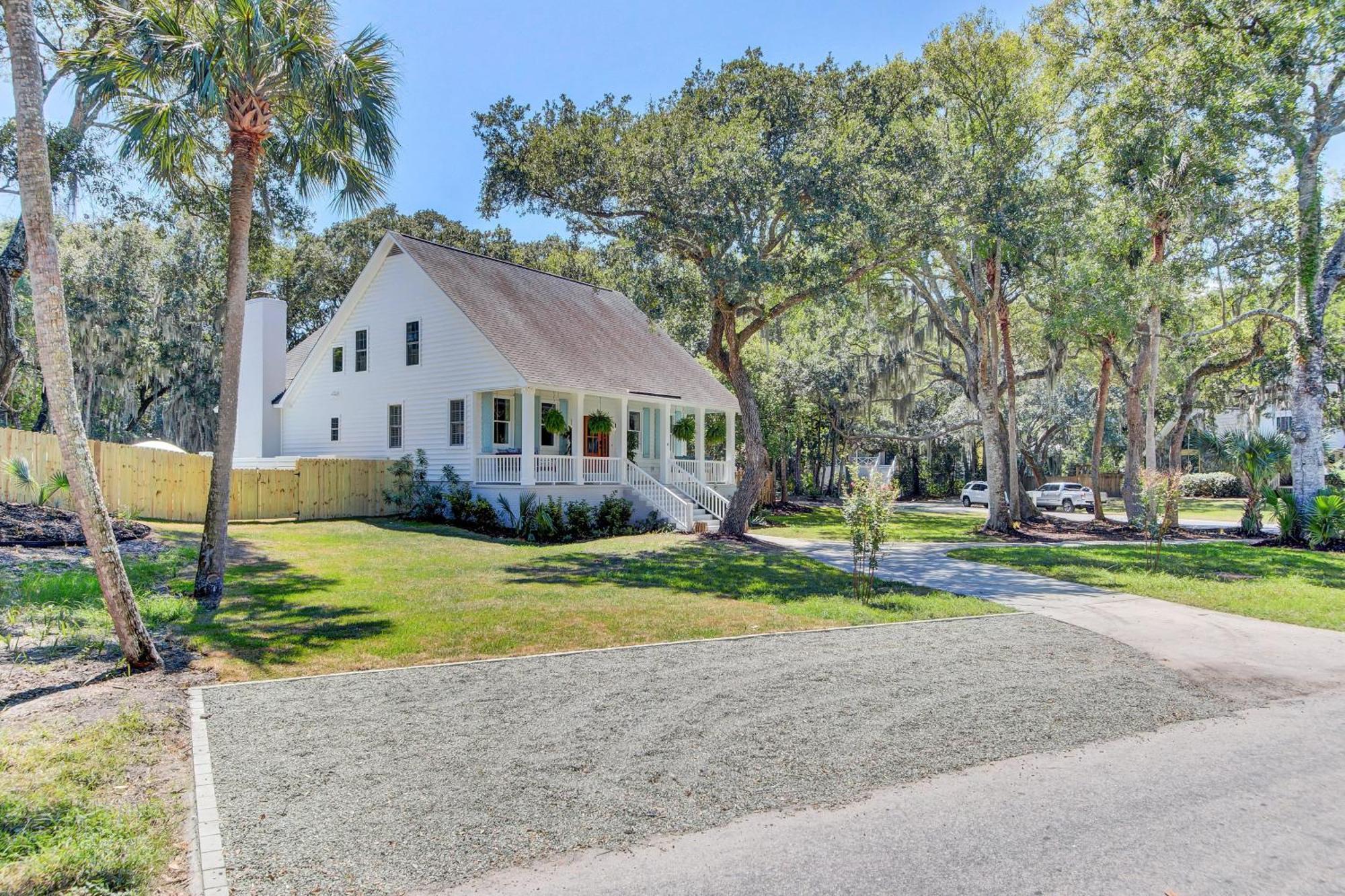 Holiday home Southern Oasis By Avantstay 0.5mi Walk To The Pool Patio Large Yard