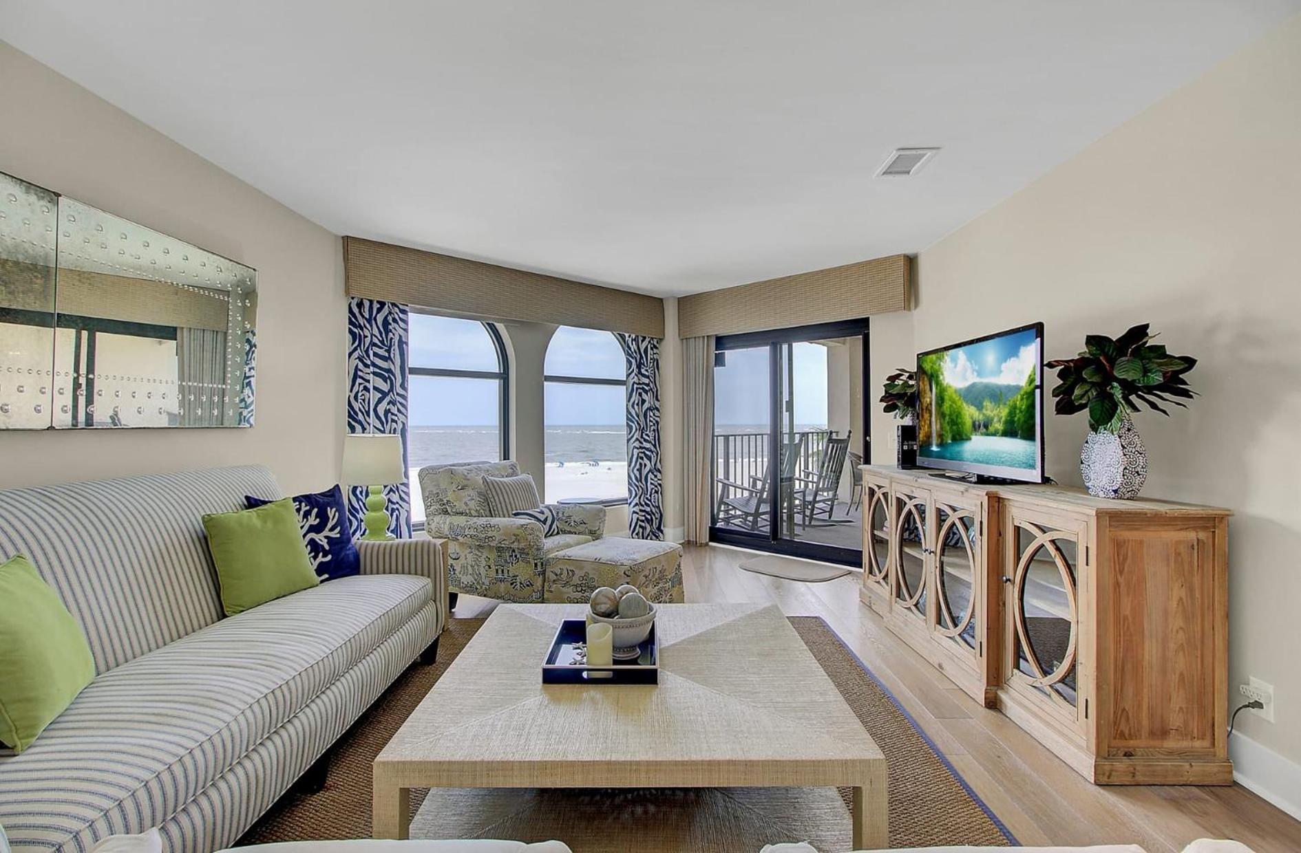 417 Seascape By Avantstay Beachfront W Communal Pool Access * Isle of Palms