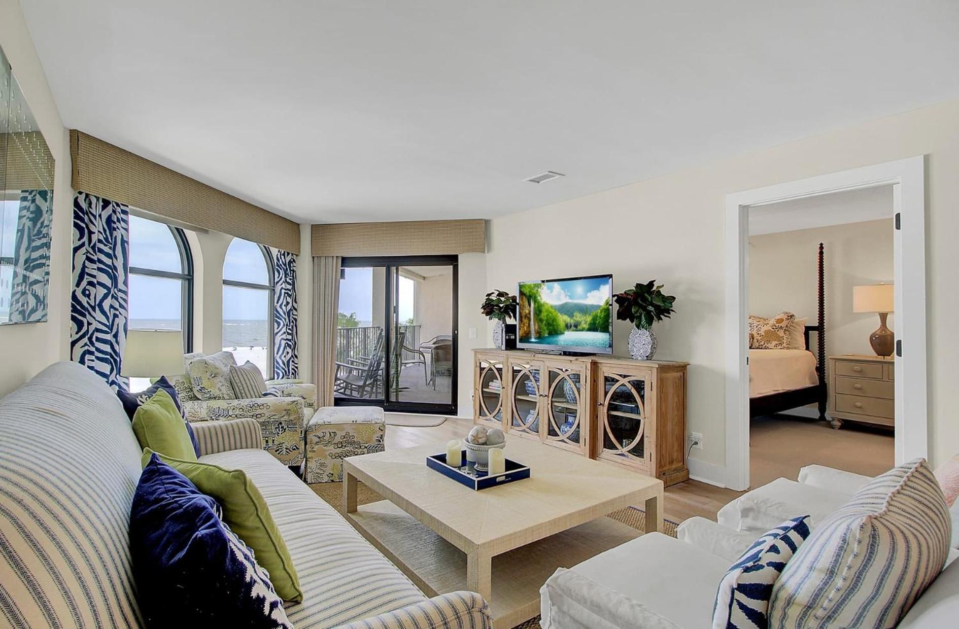 417 Seascape By Avantstay Beachfront W Communal Pool Access *