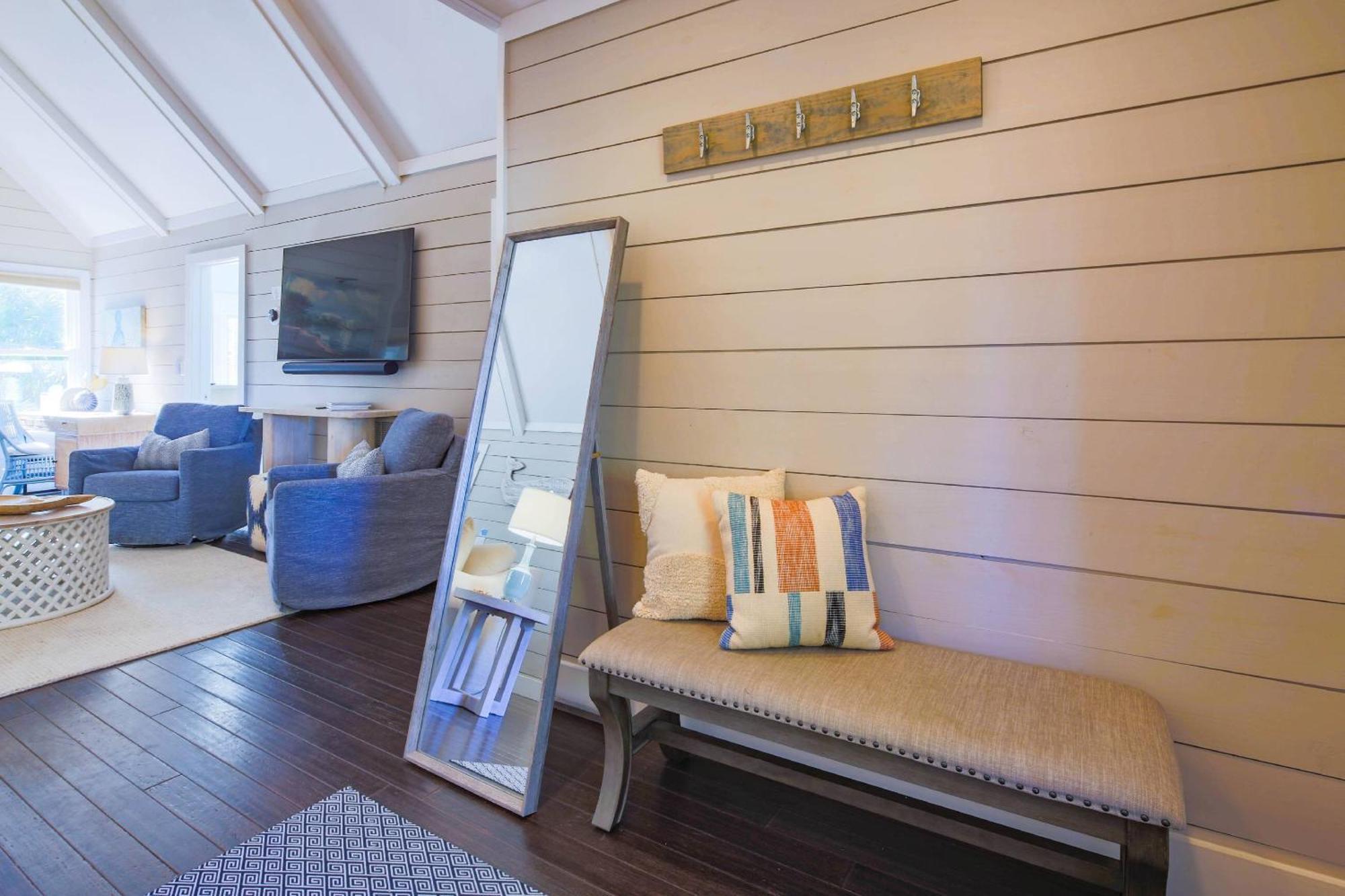 Waterway Oasis *