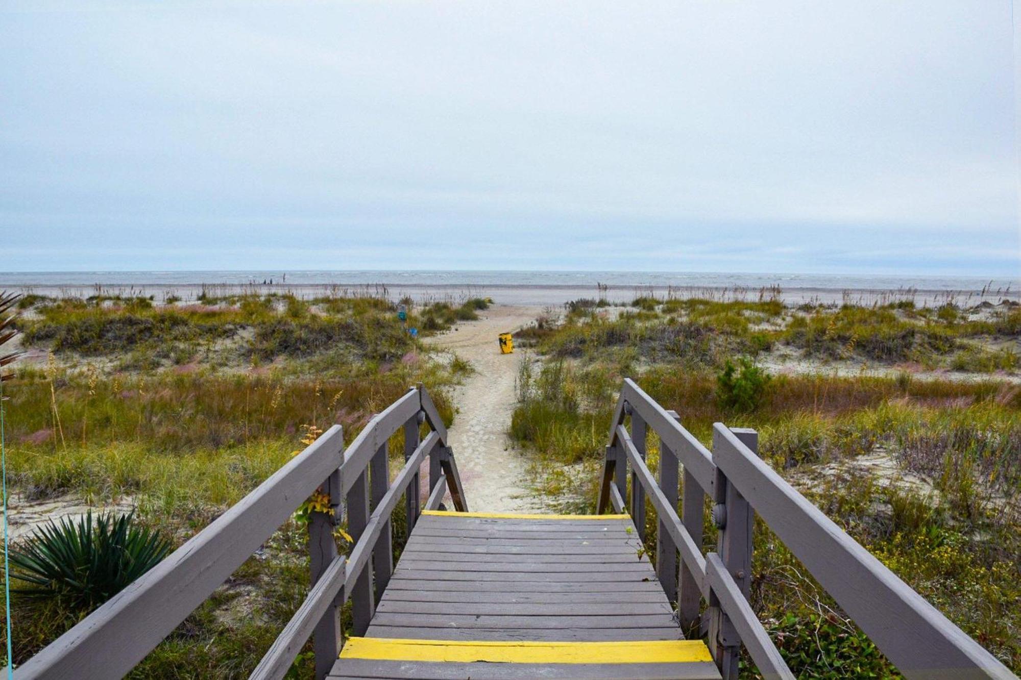 12d Mariners Walk