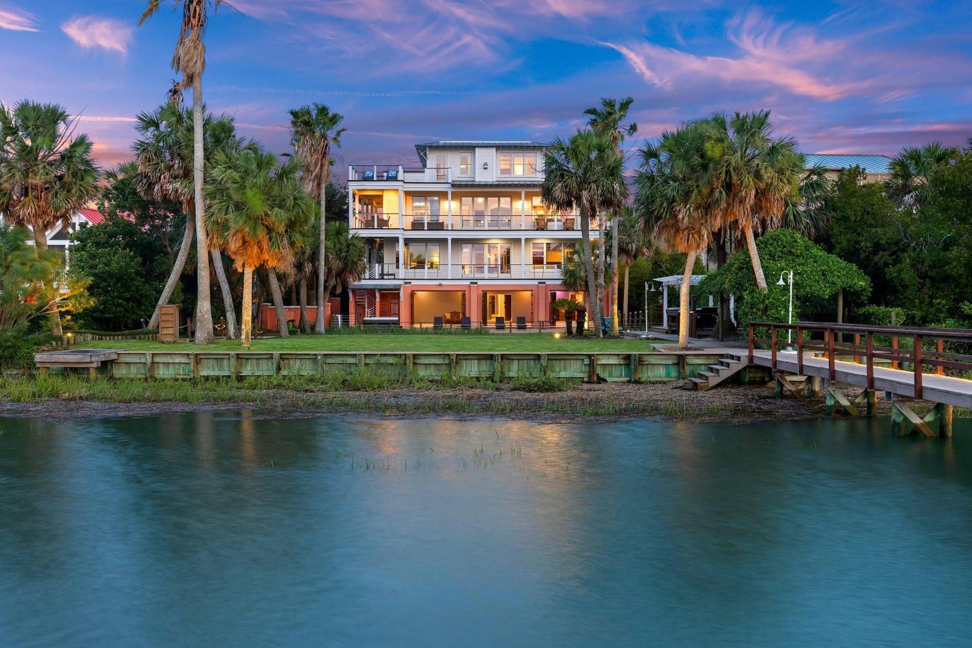 Holiday home 44 Intracoastal Court