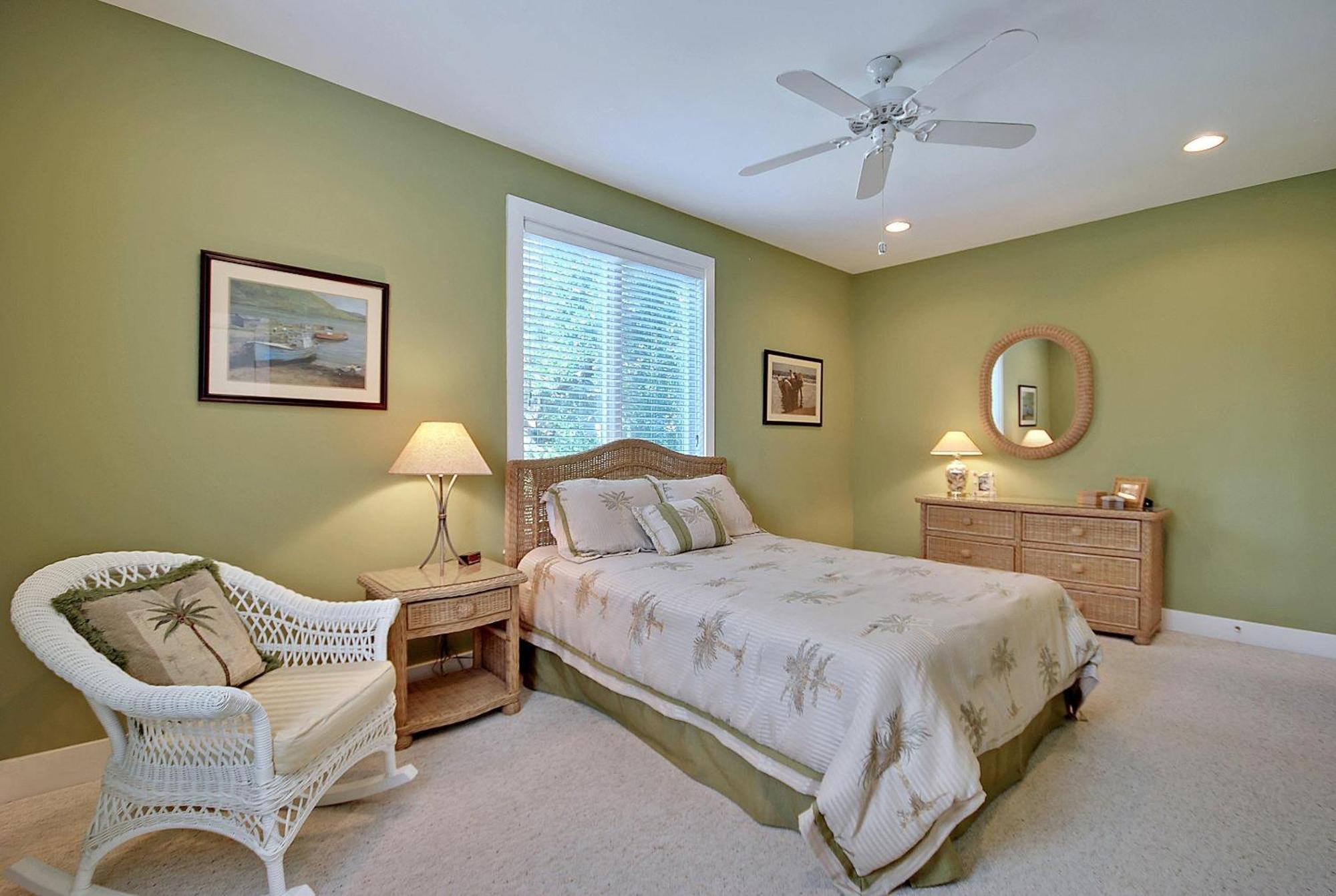 1 Frank Sottile Lane Holiday home *