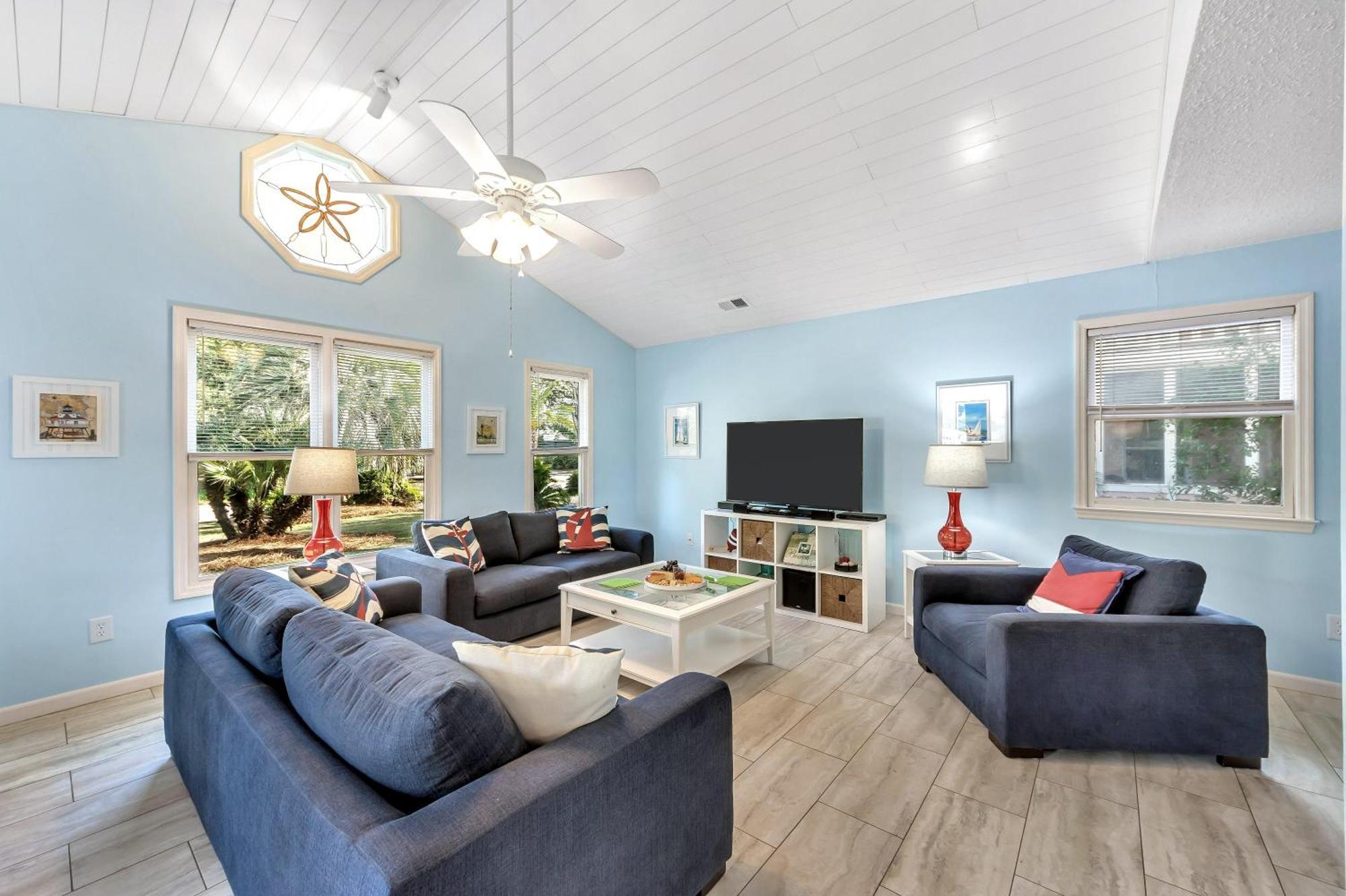 4005 Cameron Blvd Holiday home
