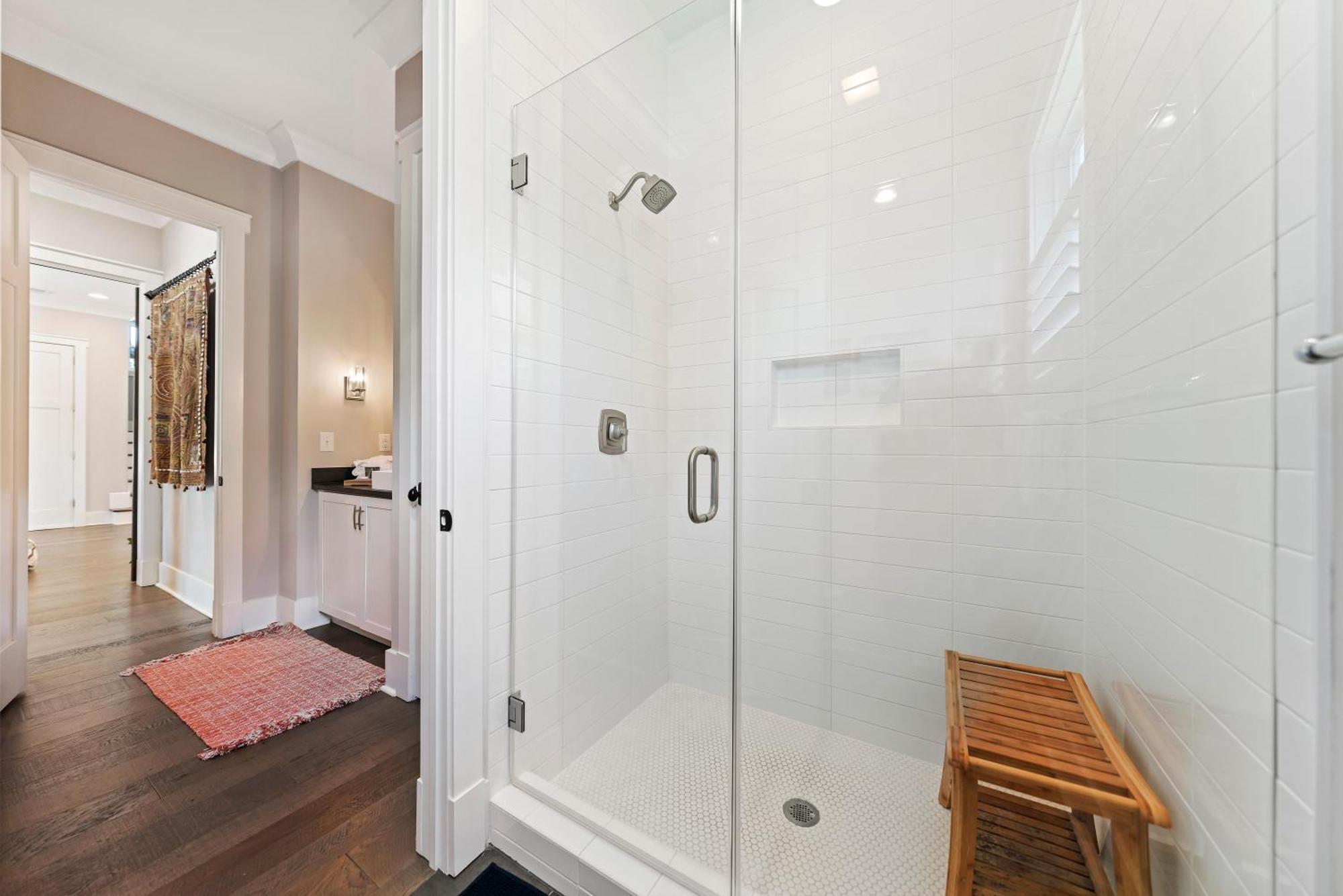 19 21st Avenue *