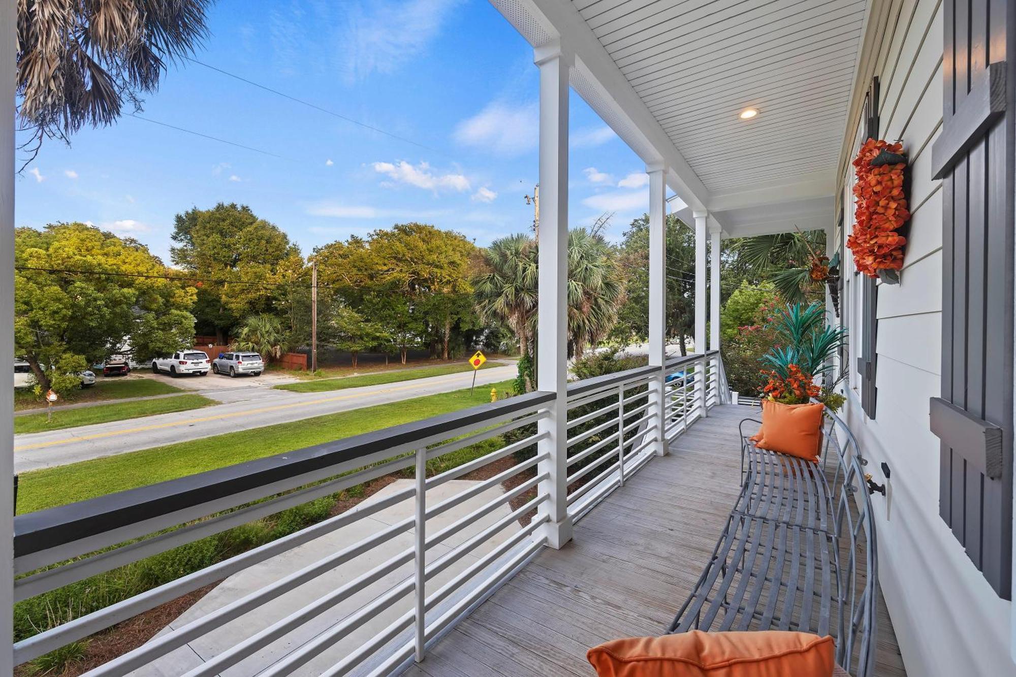 19 21st Avenue Holiday home *