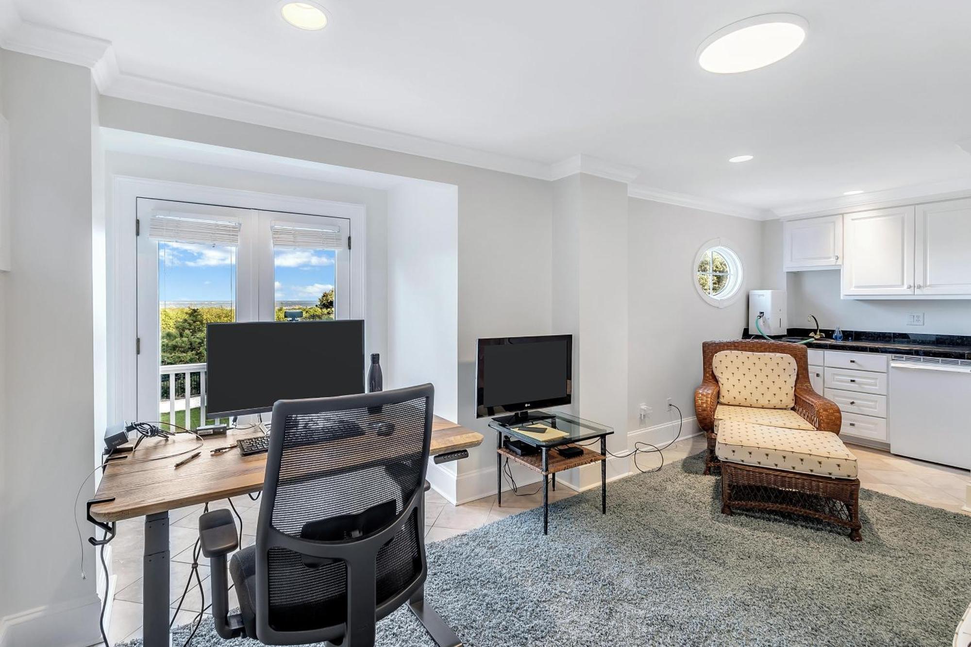 37 Ocean Point