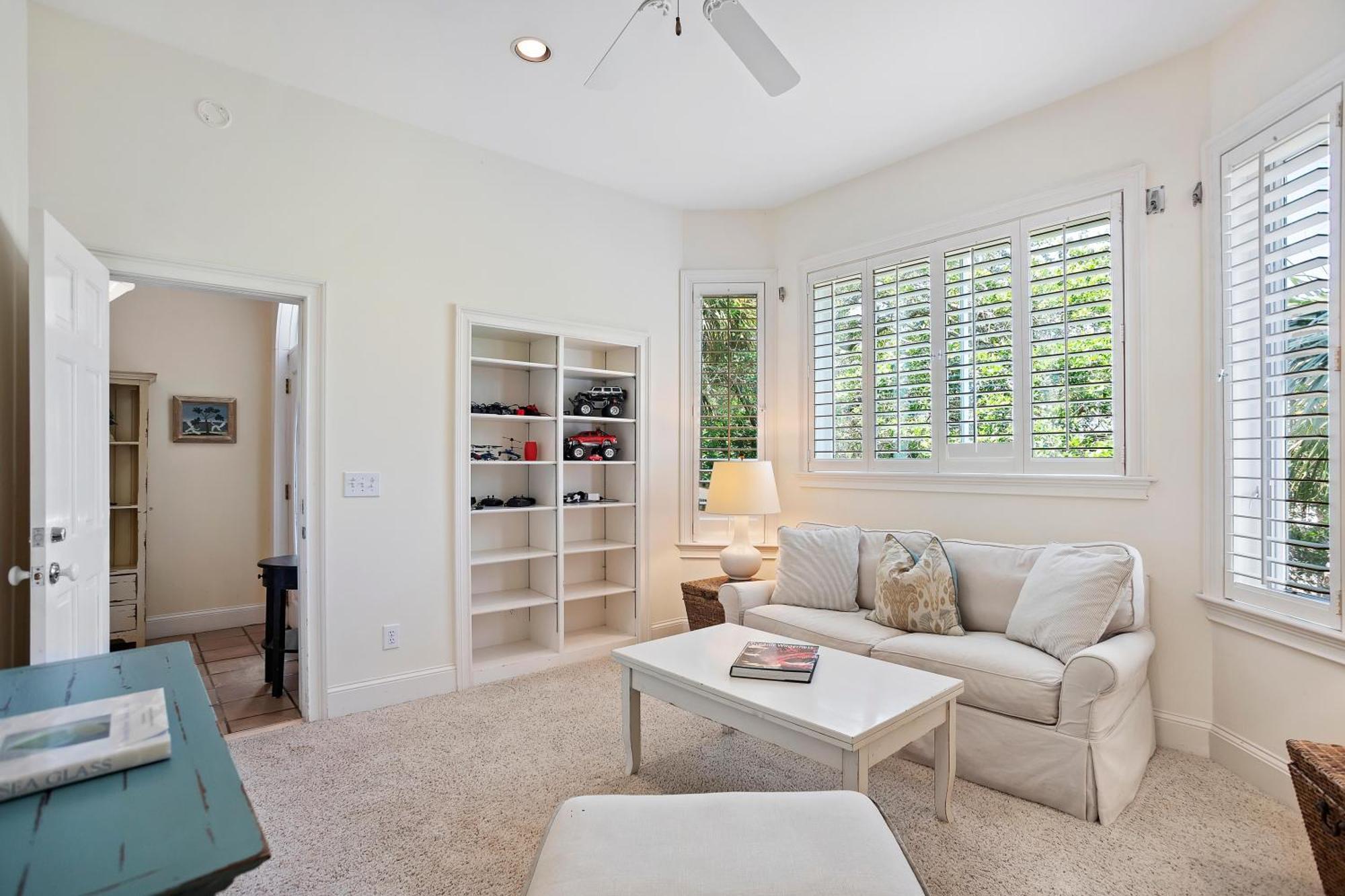 44 Ocean Point