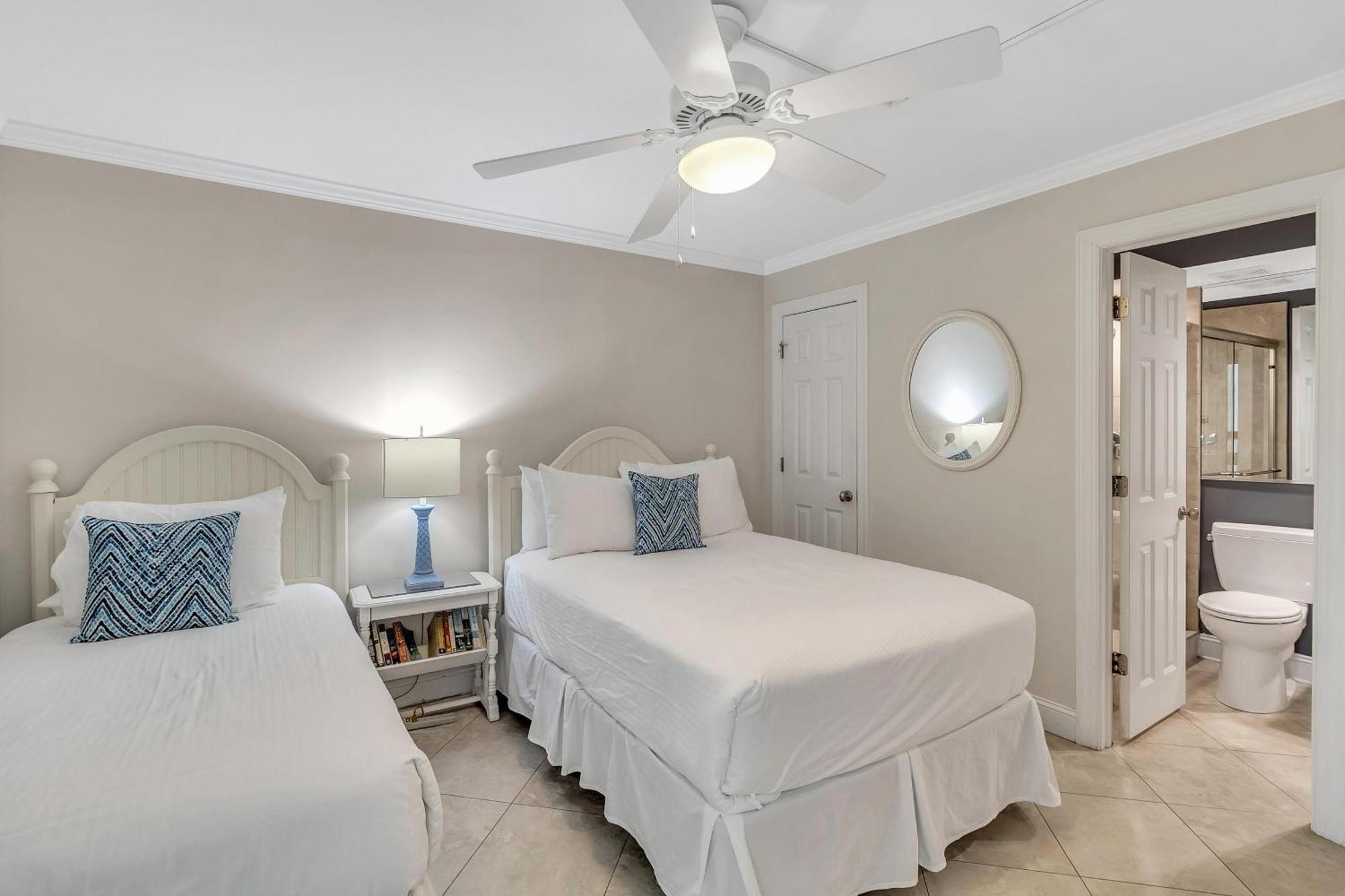 Holiday home 122d Shipwatch Isle of Palms