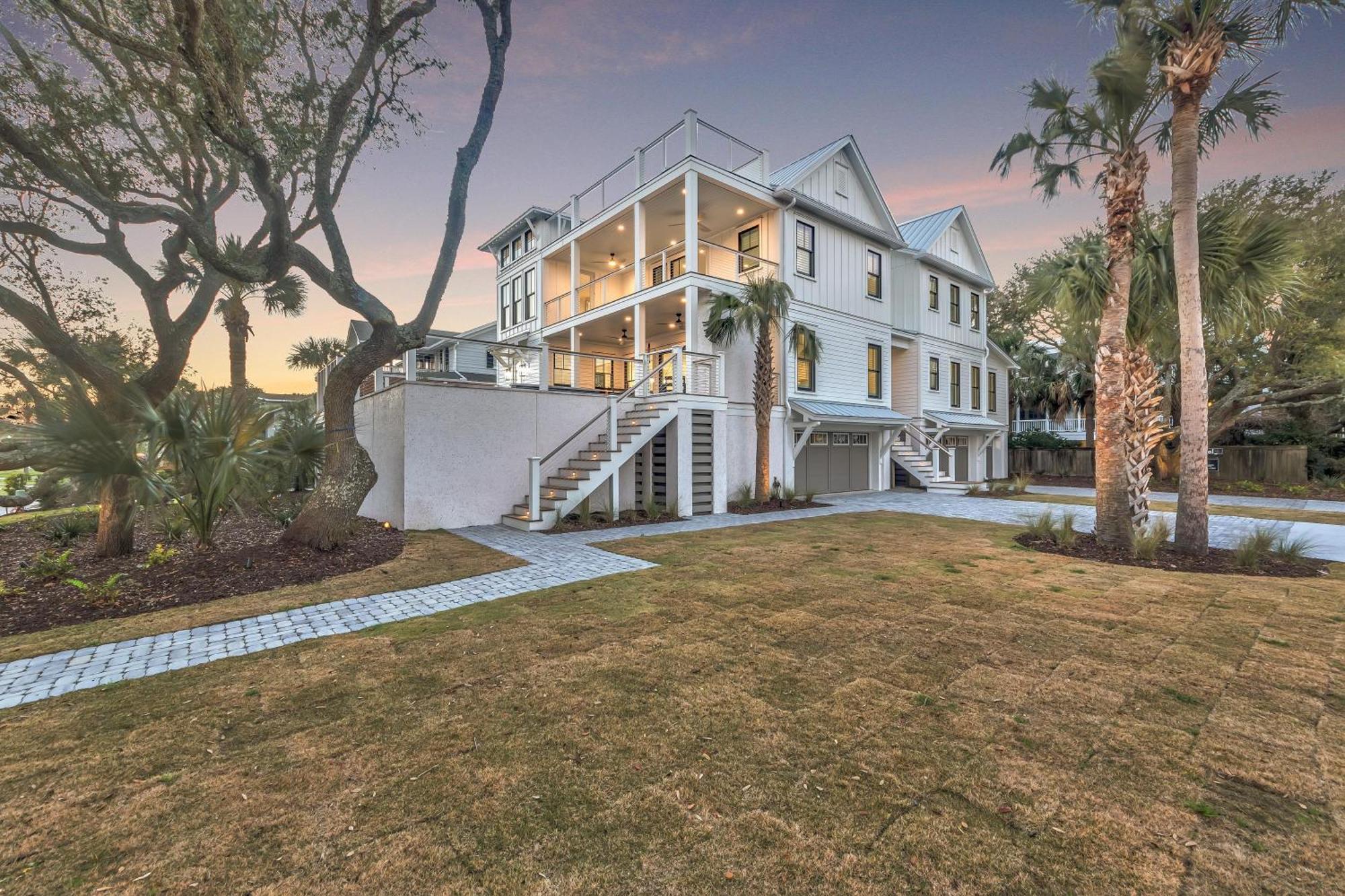 3907 Palm Blvd *