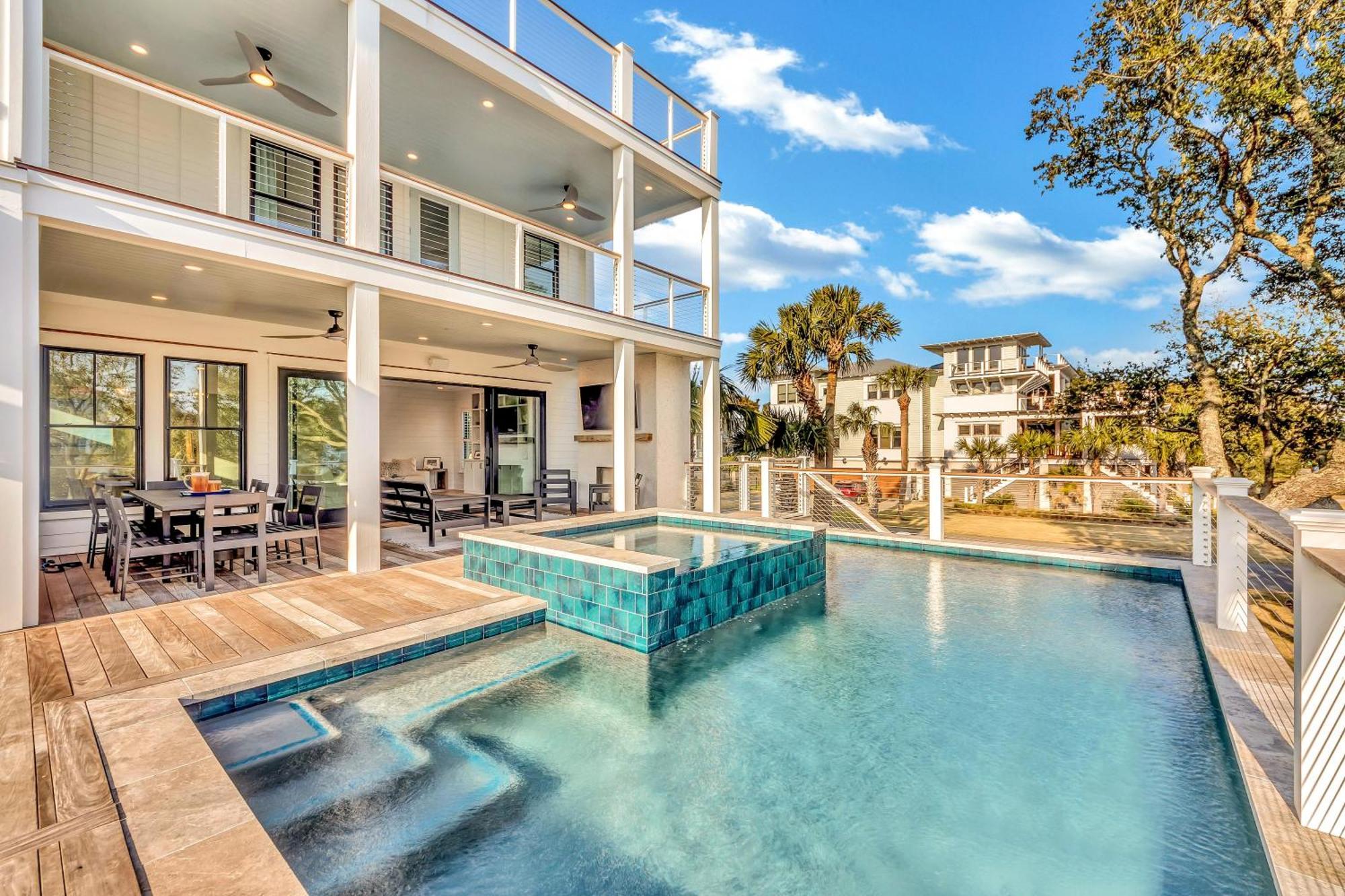 Holiday home 3907 Palm Blvd *