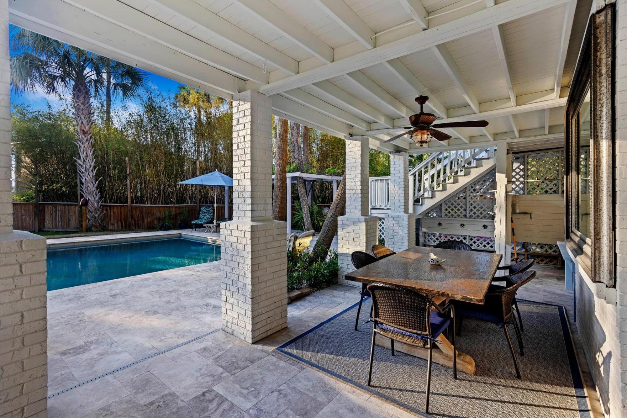 Holiday home 2403 Waterway Blvd