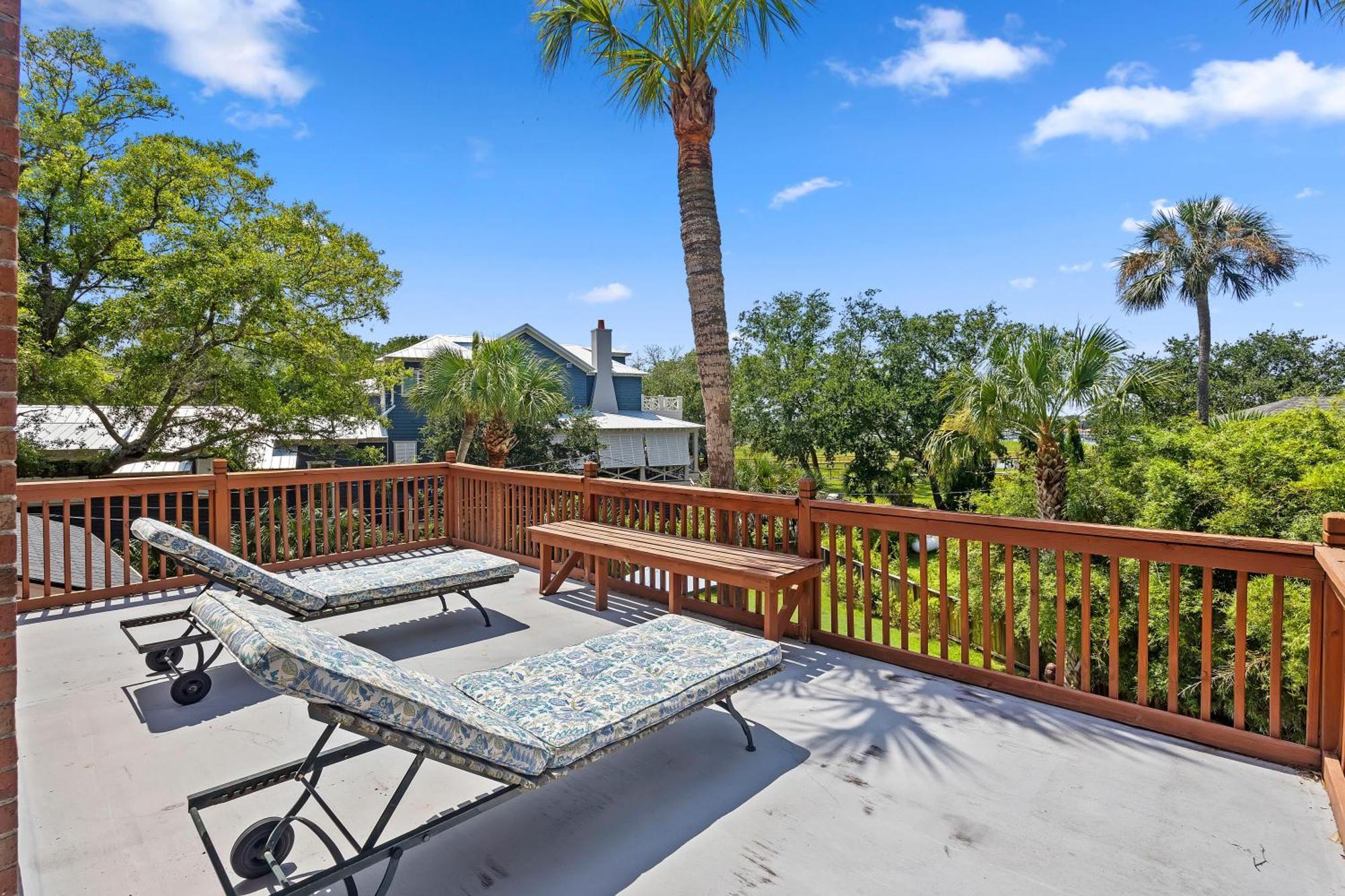 2403 Waterway Blvd Holiday home