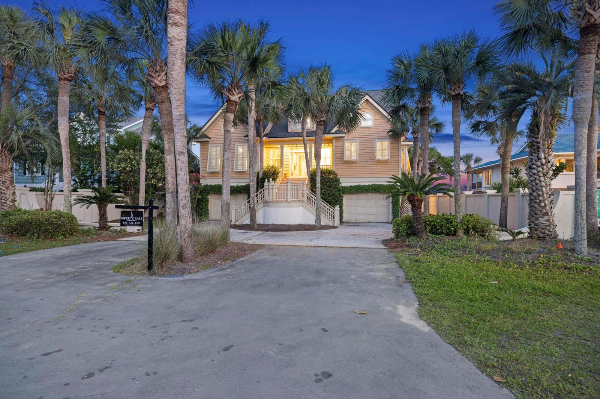 3700 Palm Blvd Holiday home