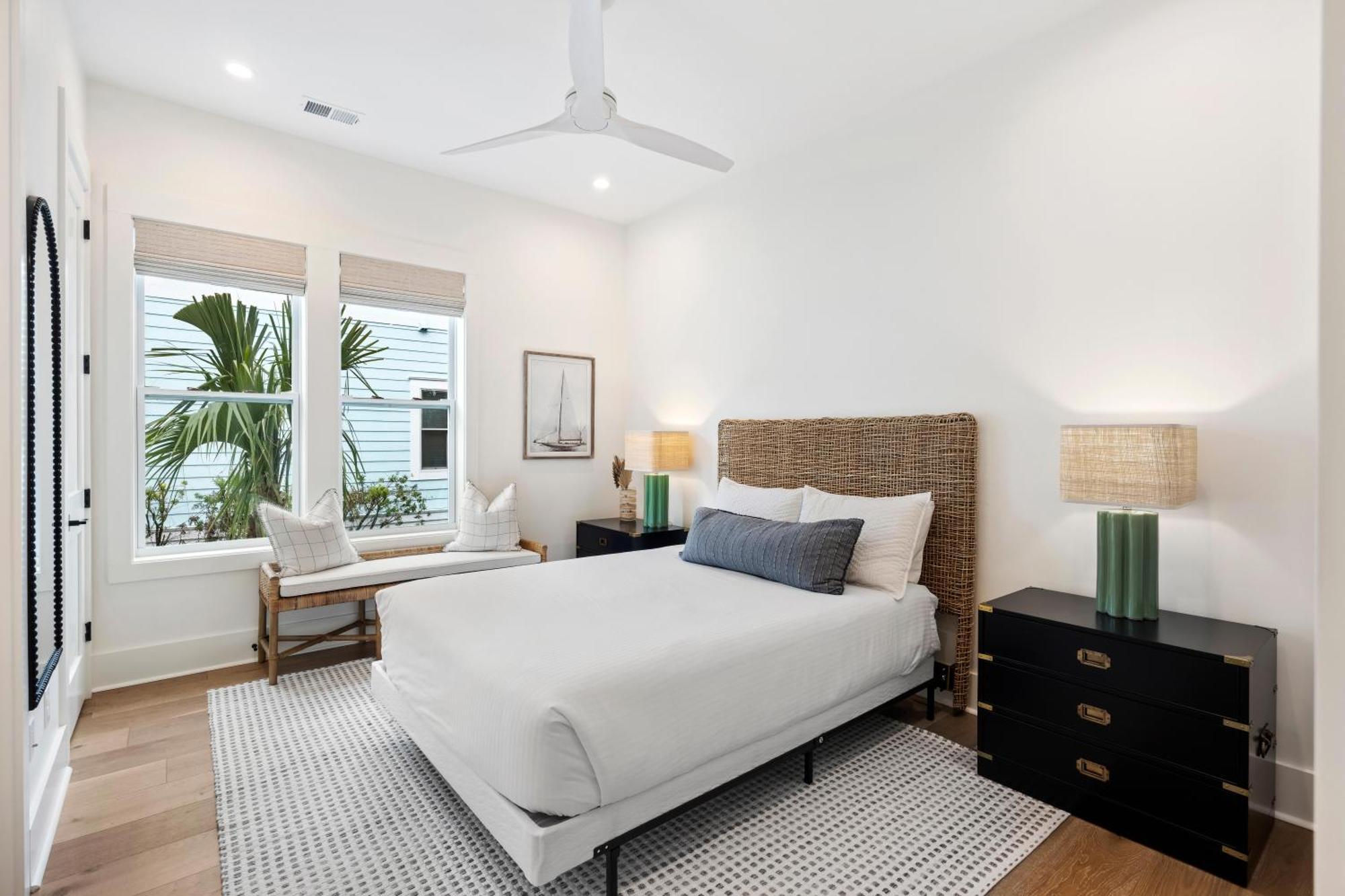 10 Yacht Harbor Isle of Palms