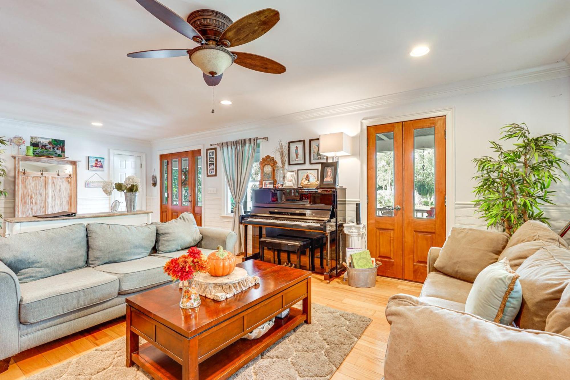 Holiday home Walk To Gem With Pool And In Isle Of Palms! Isle of Palms
