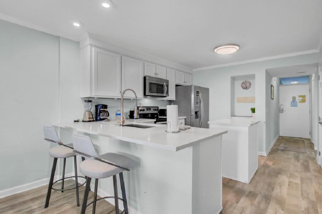 Shipwatch 210b By Wild Dunes, Ocean View