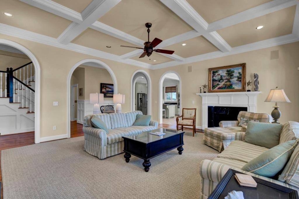 Holiday home Beachwood East 5 By Wild Dunes With Amenities