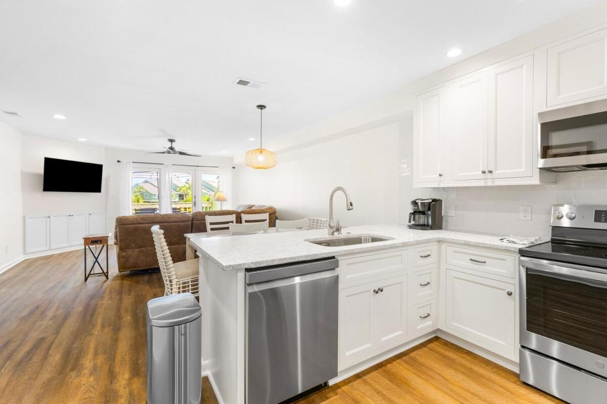 Mariner's Walk 5f - Ocean View Condo! Pool! Isle of Palms