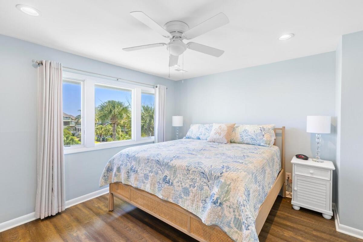Apartment Mariner's Walk 5f - Ocean View Condo! Pool! *