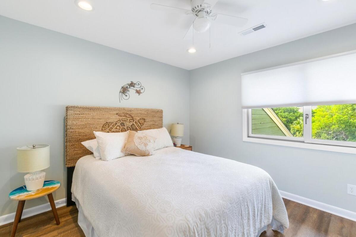 Apartment Mariner's Walk 5f - Ocean View Condo! Pool! Isle of Palms