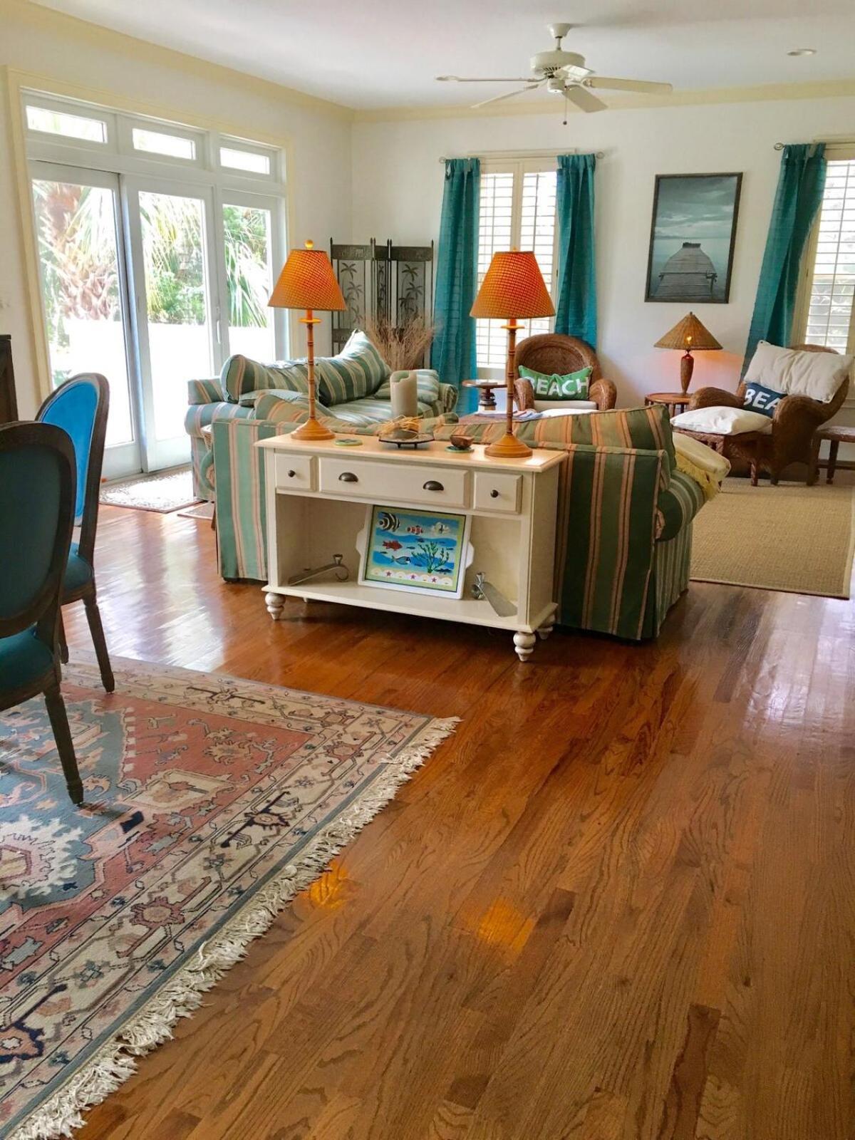 Charleston House 3 Bdr 3 Night Minimum Private Pool Half Mile To Villa Isle of Palms