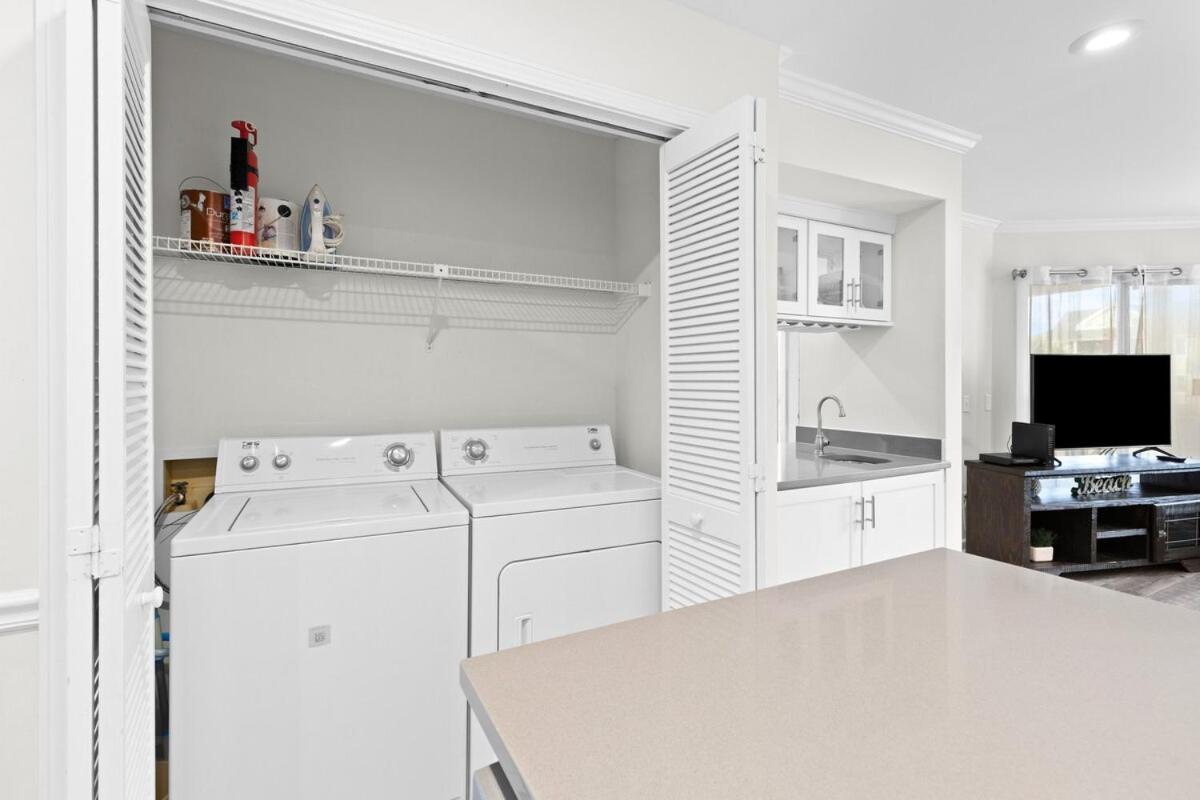 New! Tidewater I203 - Ocean View! Screen Porch! Apartment *