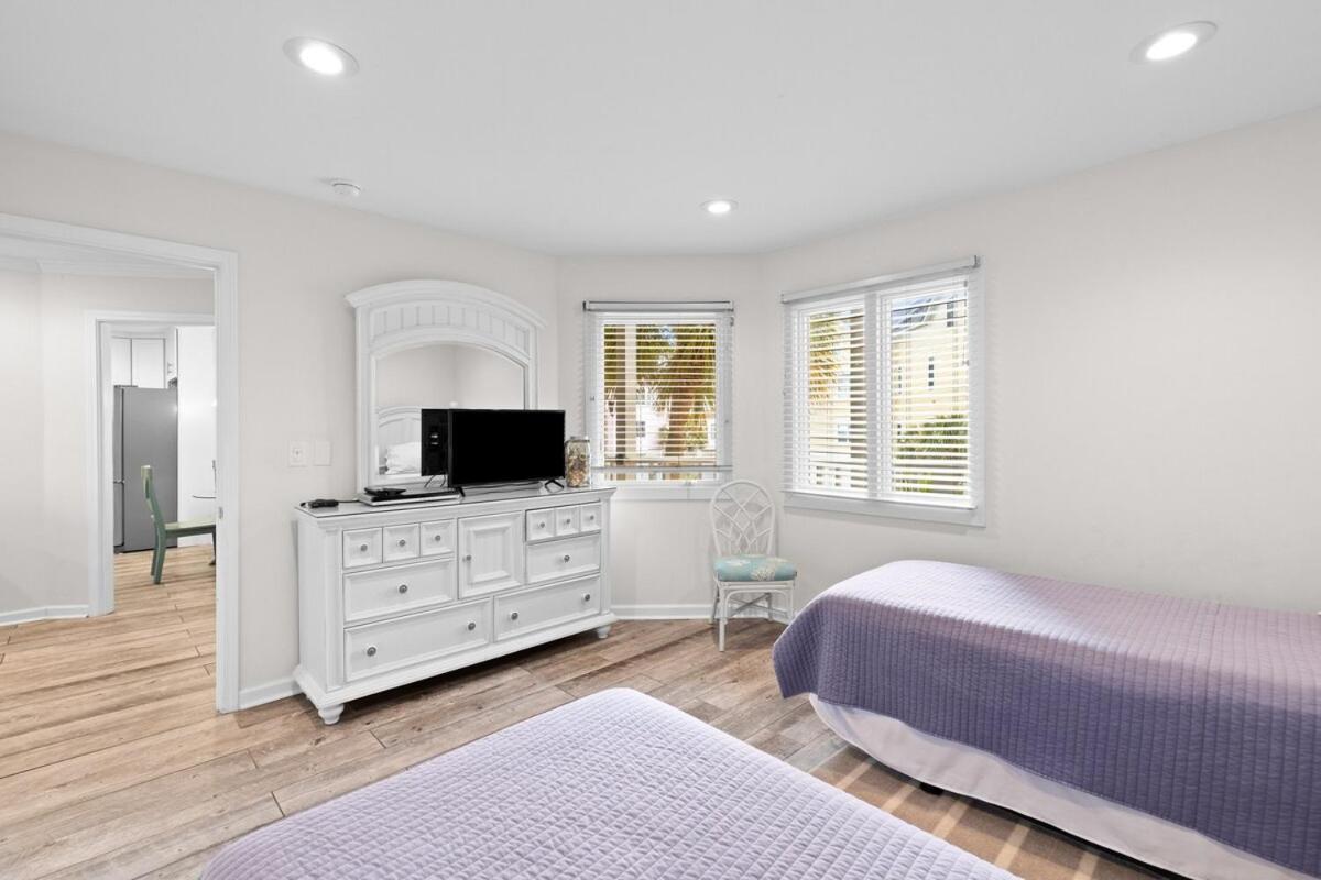 Apartment New! Tidewater I203 - Ocean View! Screen Porch!