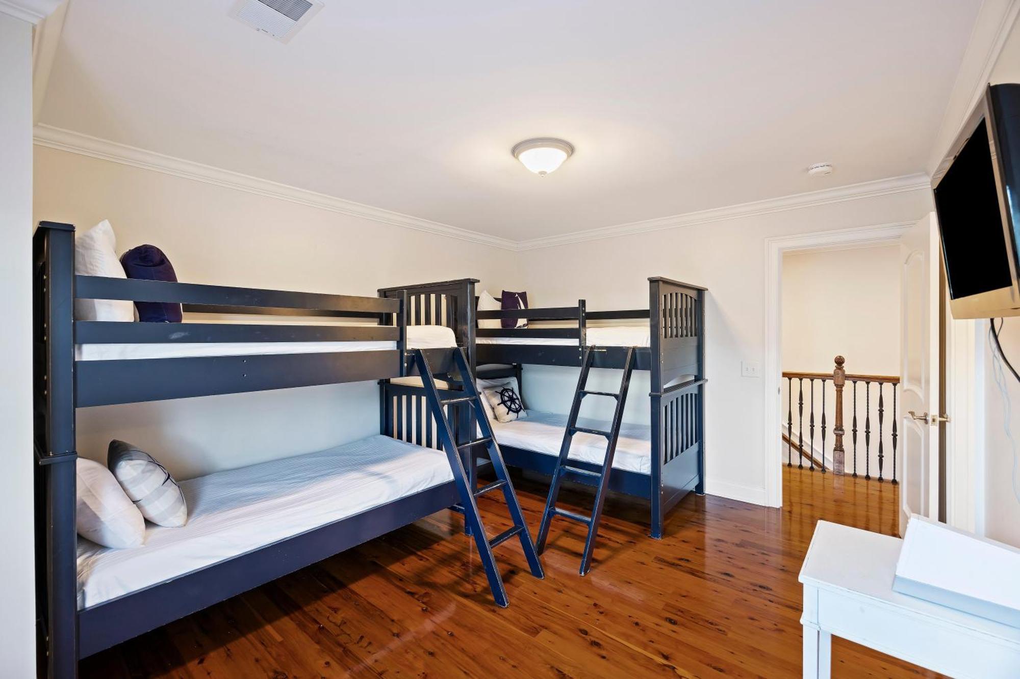 4006 Hartnett Blvd Holiday home *