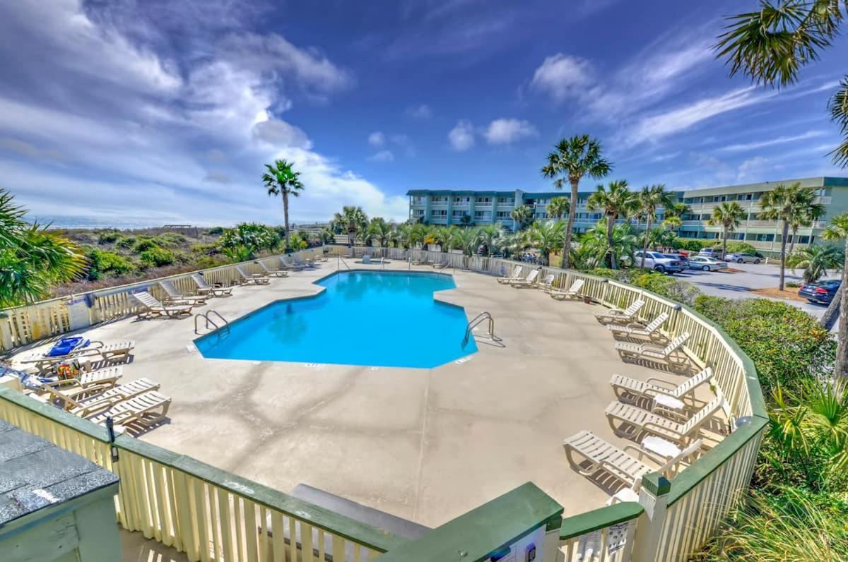Pineapple Palms At The Sea Isle of Palms