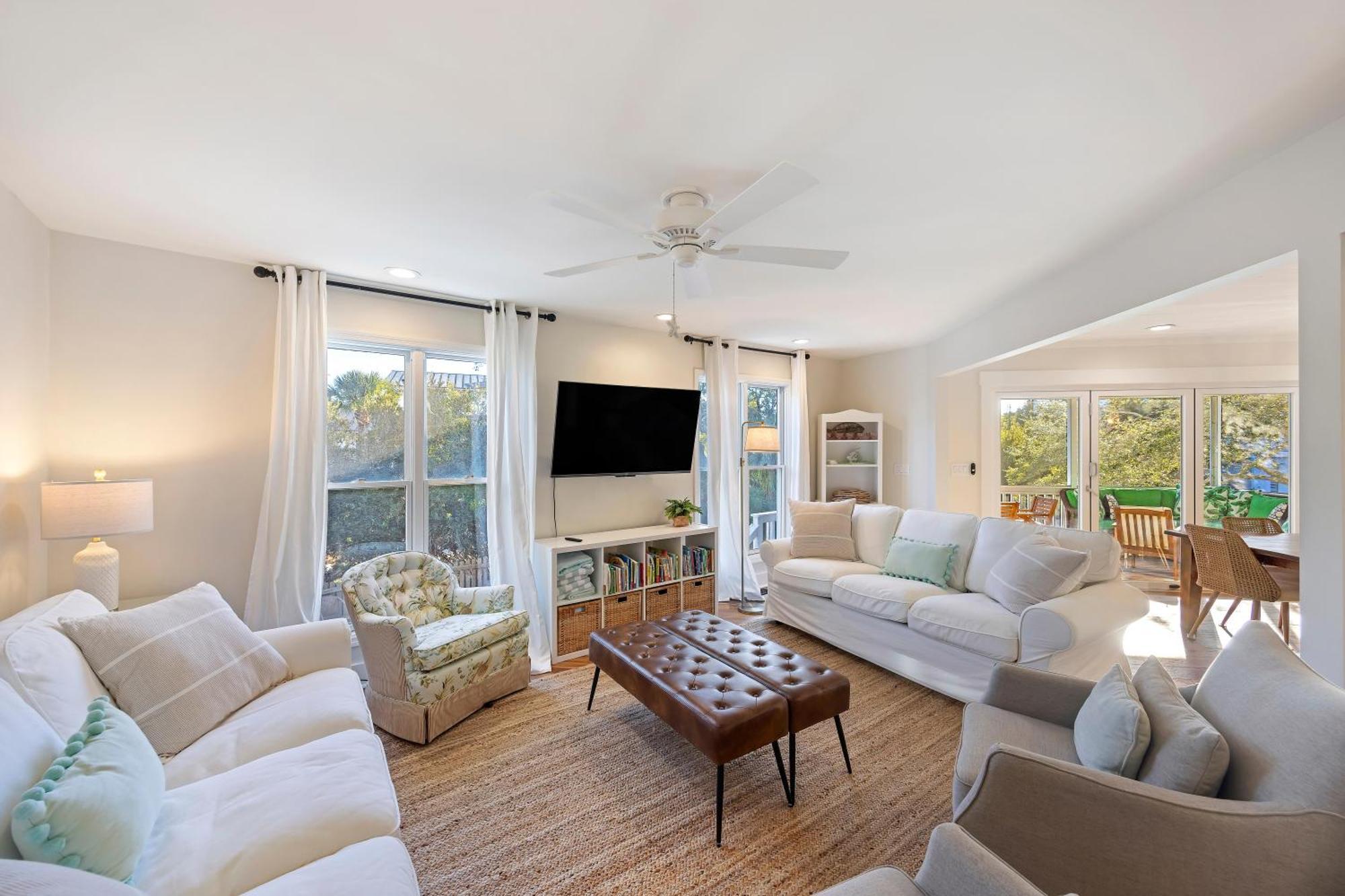 4 53rd Avenue
