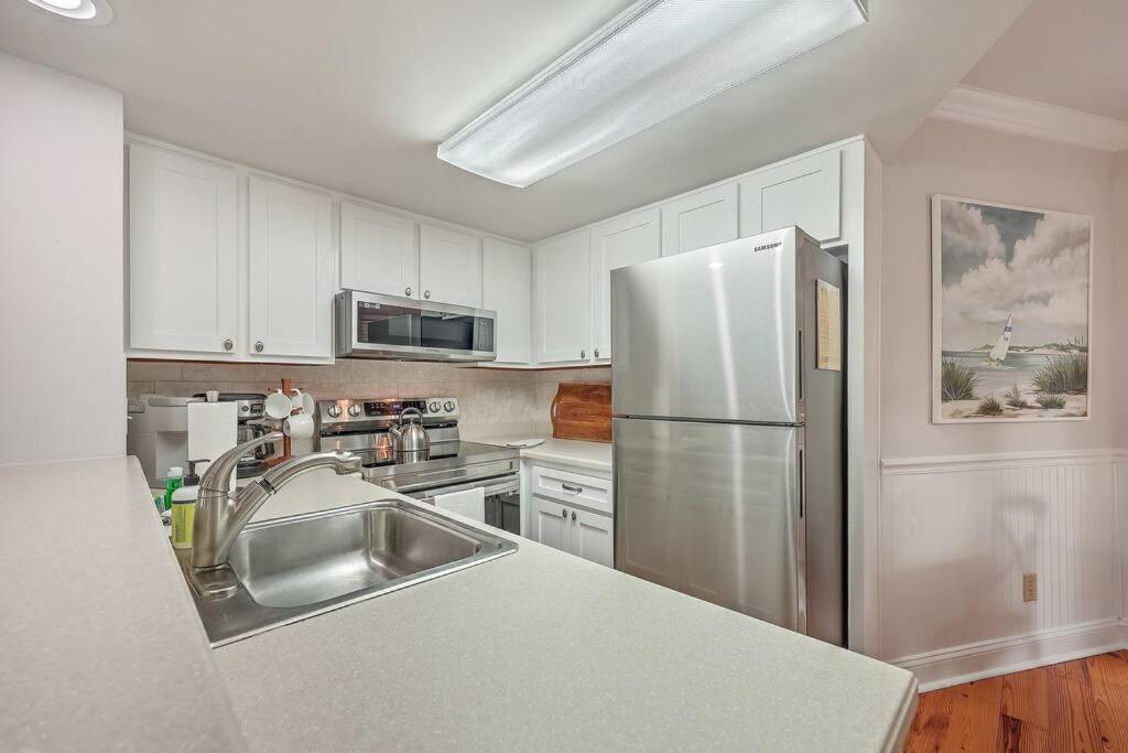 Apartment New Listing! Port O' Call E203-luxury Ocean View! *