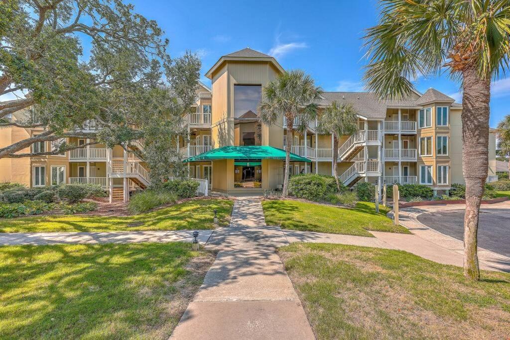 Apartment New Listing! Port O' Call E203-luxury Ocean View!