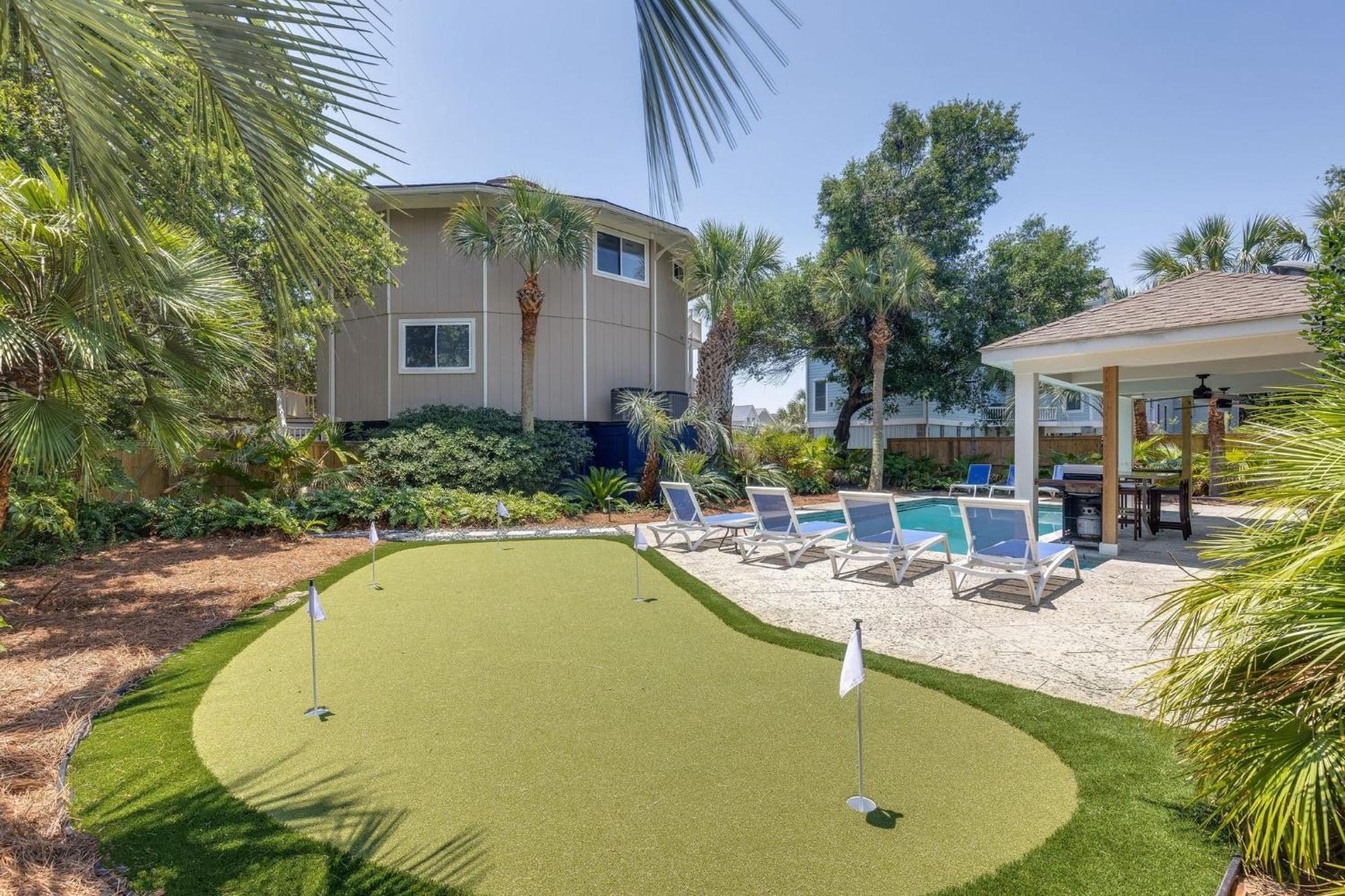 Private Pool Putting Steps To Paradise On Palm Holiday home *