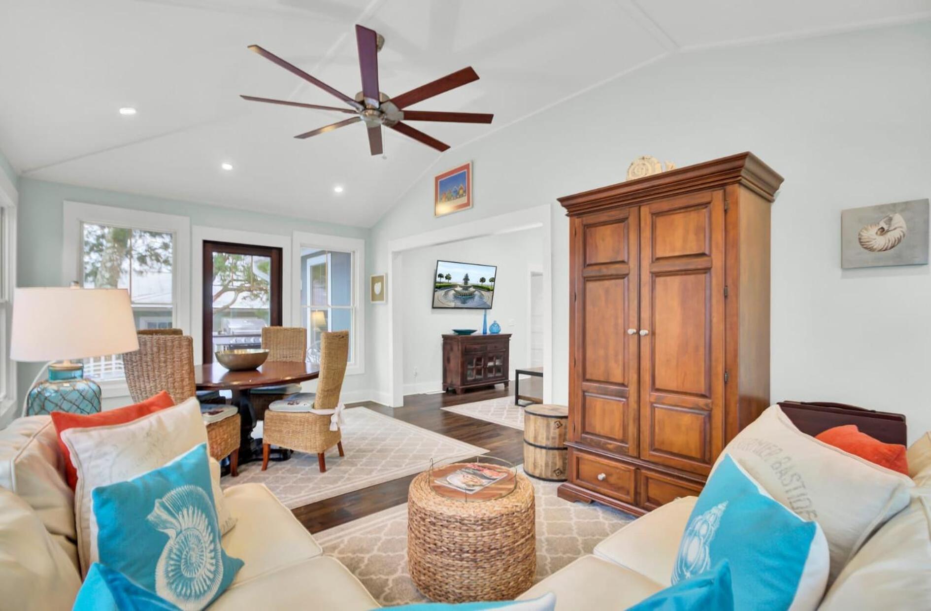 Holiday home 17 Sandcrab By Avantstay Newly Renovated In Town