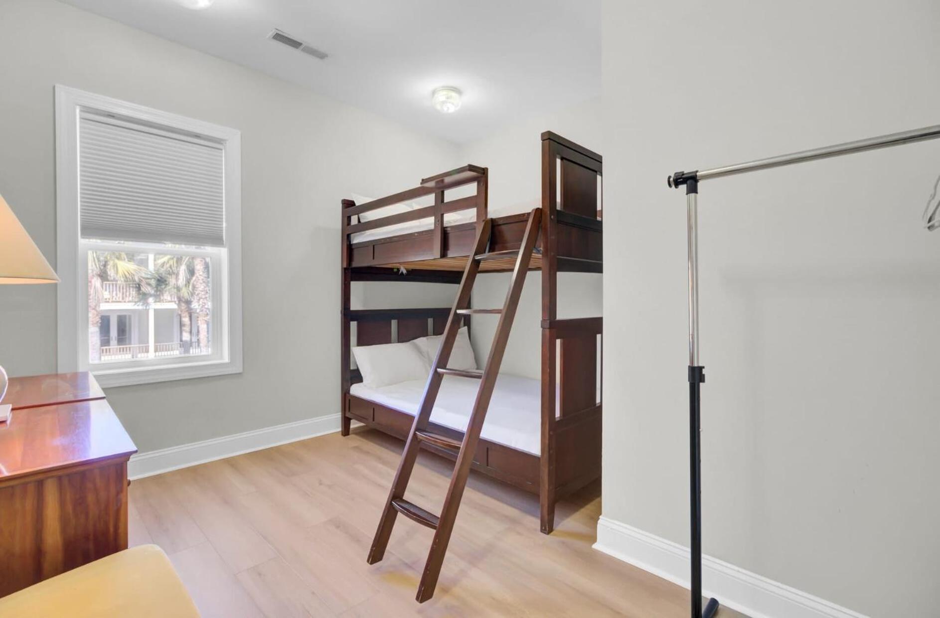 Holiday home Endless Summer By Avantstay Across From Ocean Views *