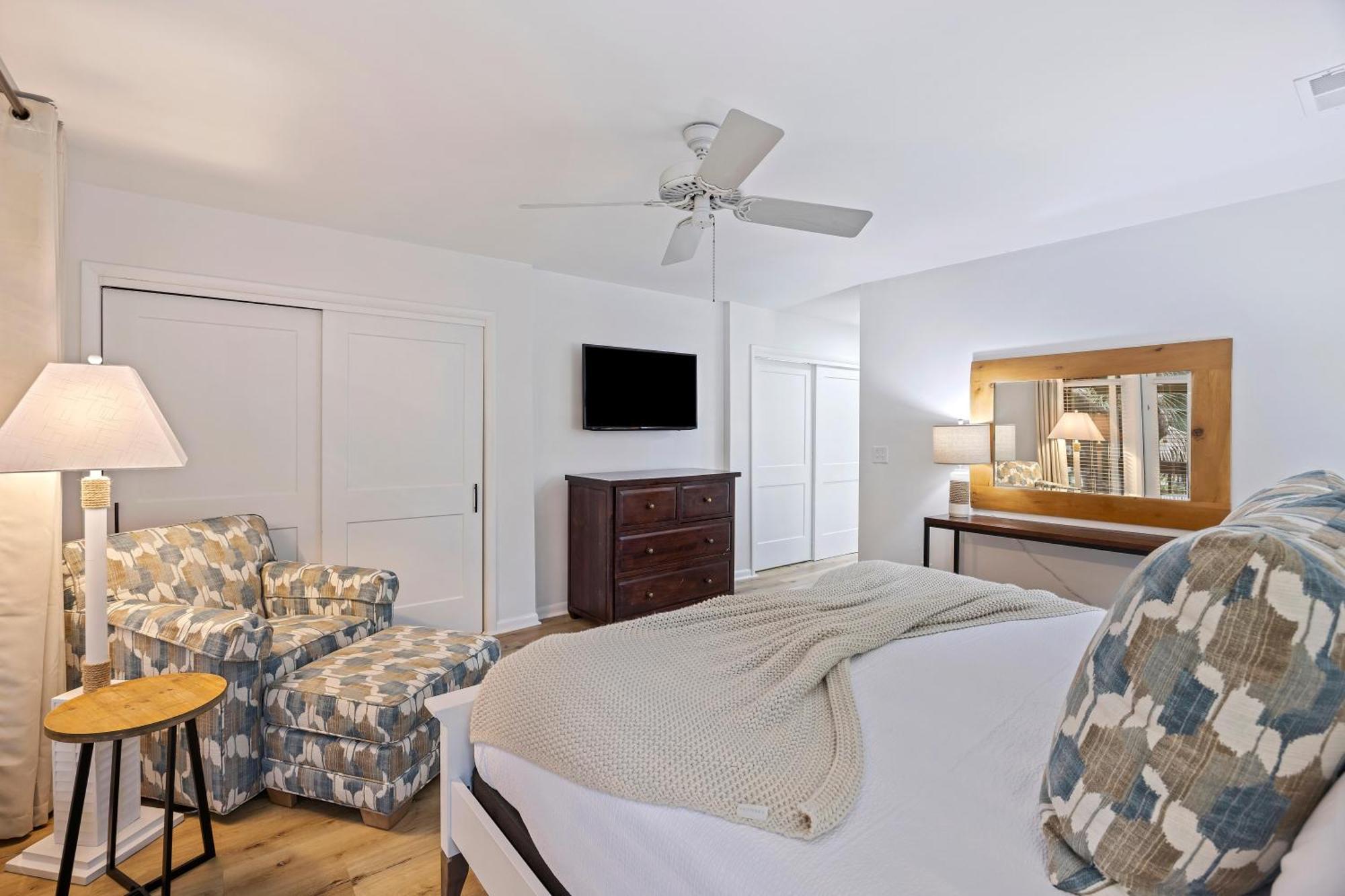 31 Beachwood West