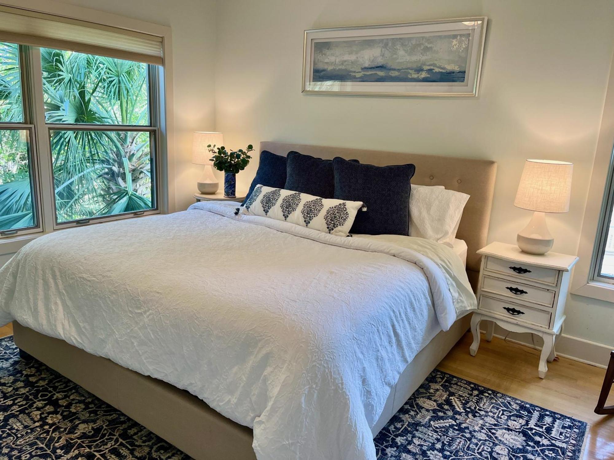 Stunning 6 Bed, 6 Bath View With Pool & Jacuzzi, 2 Min Walk To Ocean