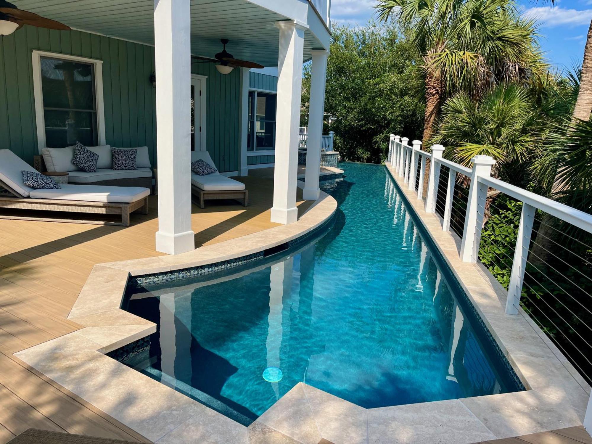 Stunning 6 Bed, 6 Bath View With Pool & Jacuzzi, 2 Min Walk To Ocean Holiday home *