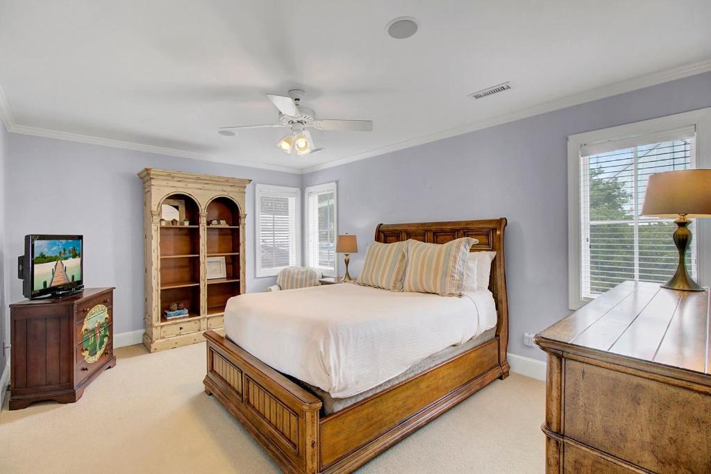 Holiday home 5 On 56th By Wild Dunes Isle of Palms