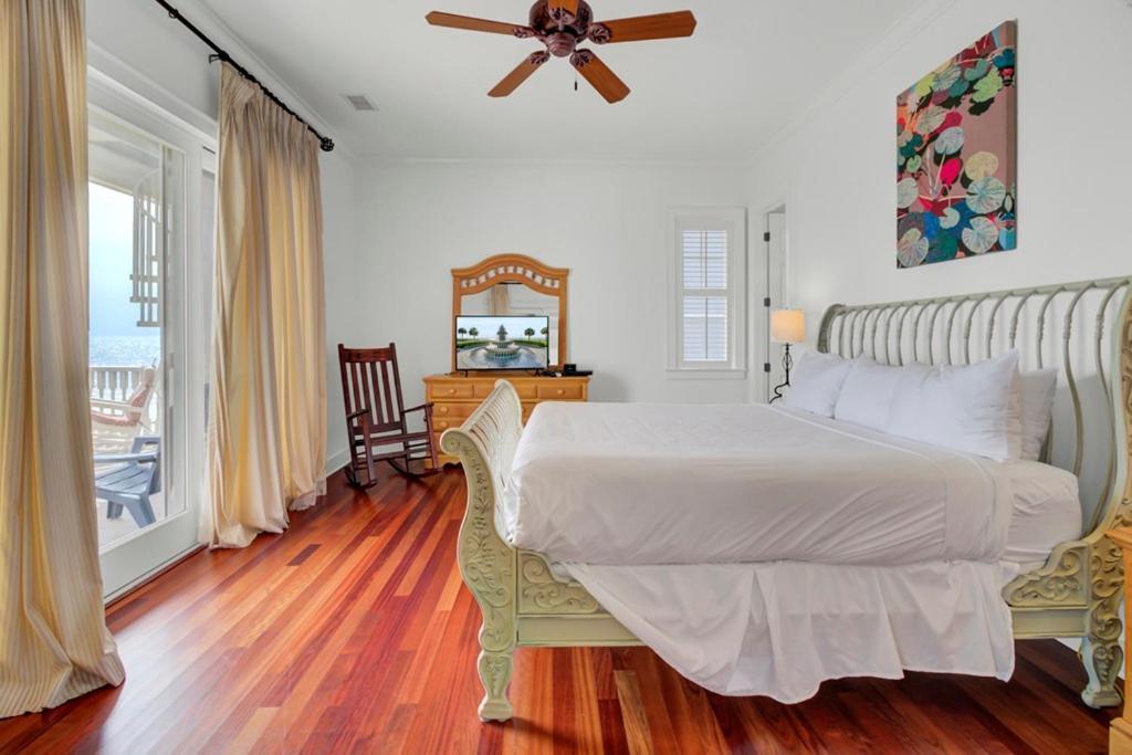 Beachwood East 19 By Wild Dunes, Ocean View Holiday home