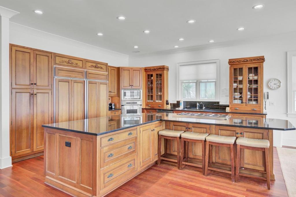 Beachwood East 19 By Wild Dunes, Ocean View *