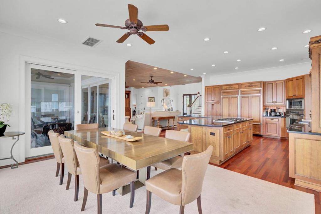 Beachwood East 19 By Wild Dunes, Ocean View Holiday home *