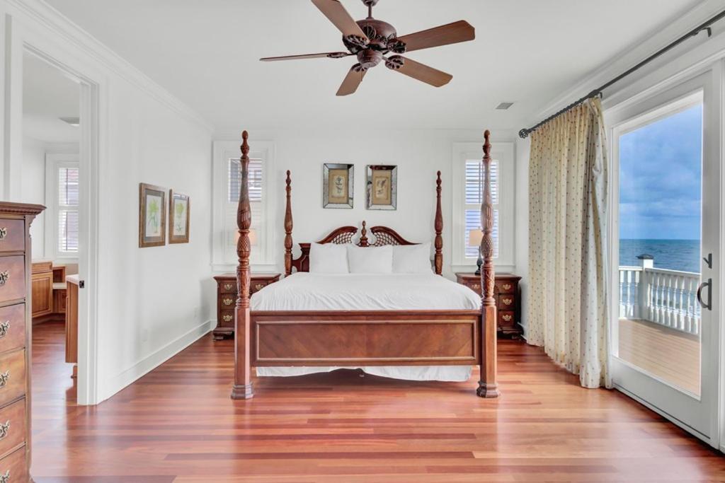 Holiday home Beachwood East 19 By Wild Dunes, Ocean View Isle of Palms