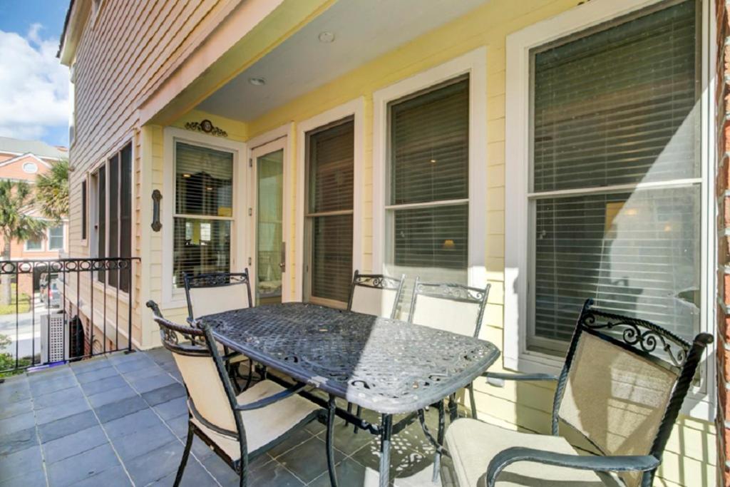 Holiday home Boardwalk 114 By Wild Dunes, With Amenities *
