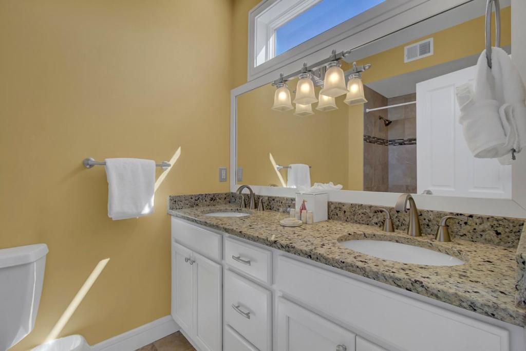 Boardwalk 106 By Wild Dunes, Ocean View *