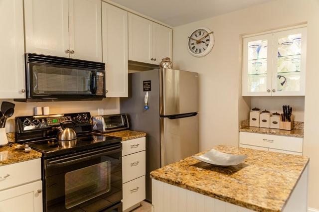 Shipwatch 104a By Wild Dunes, Oceanfront