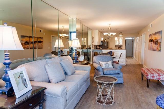 Shipwatch 104a By Wild Dunes, Oceanfront Holiday home